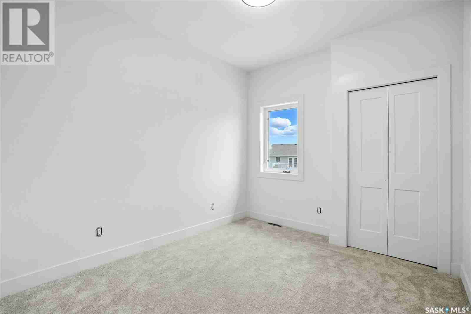 210 2nd AVENUE S