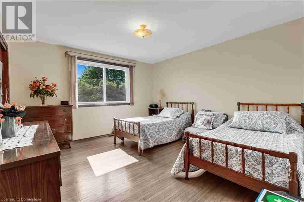 1340 REGIONAL RD 24 664 - Fenwick