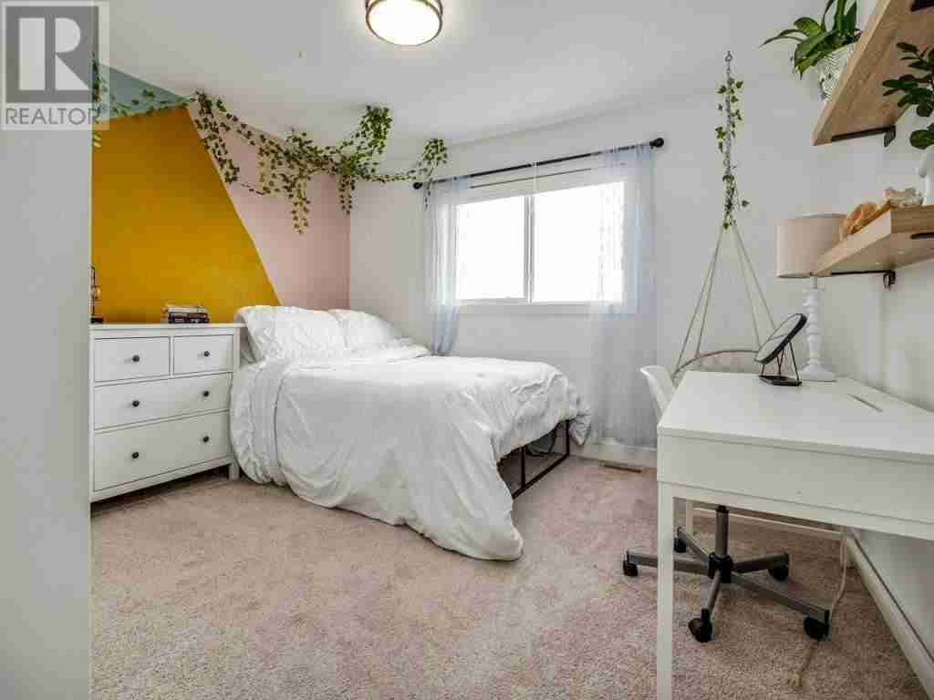2601 45 Street S Discovery