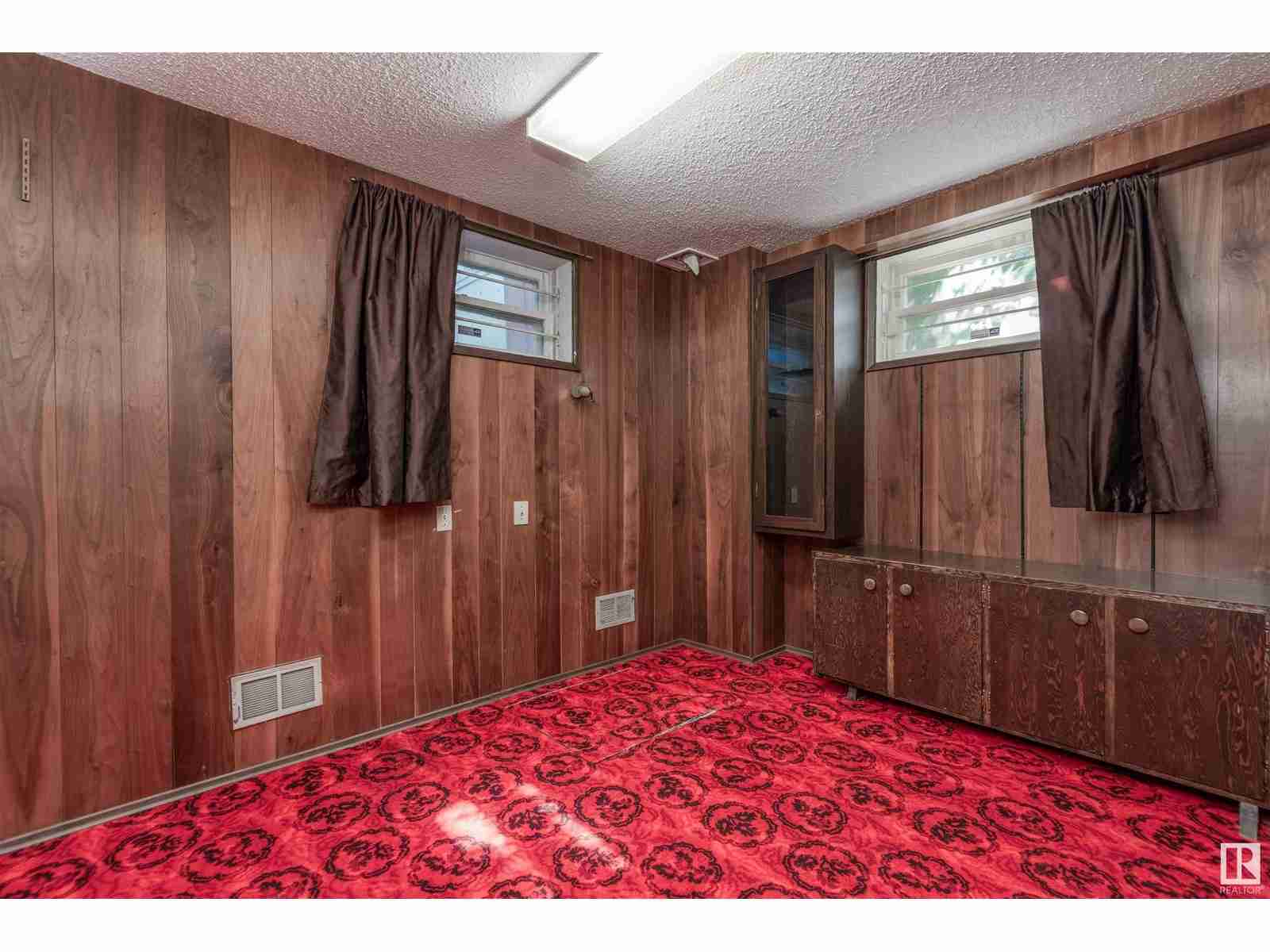 5116 118 AV NW Newton