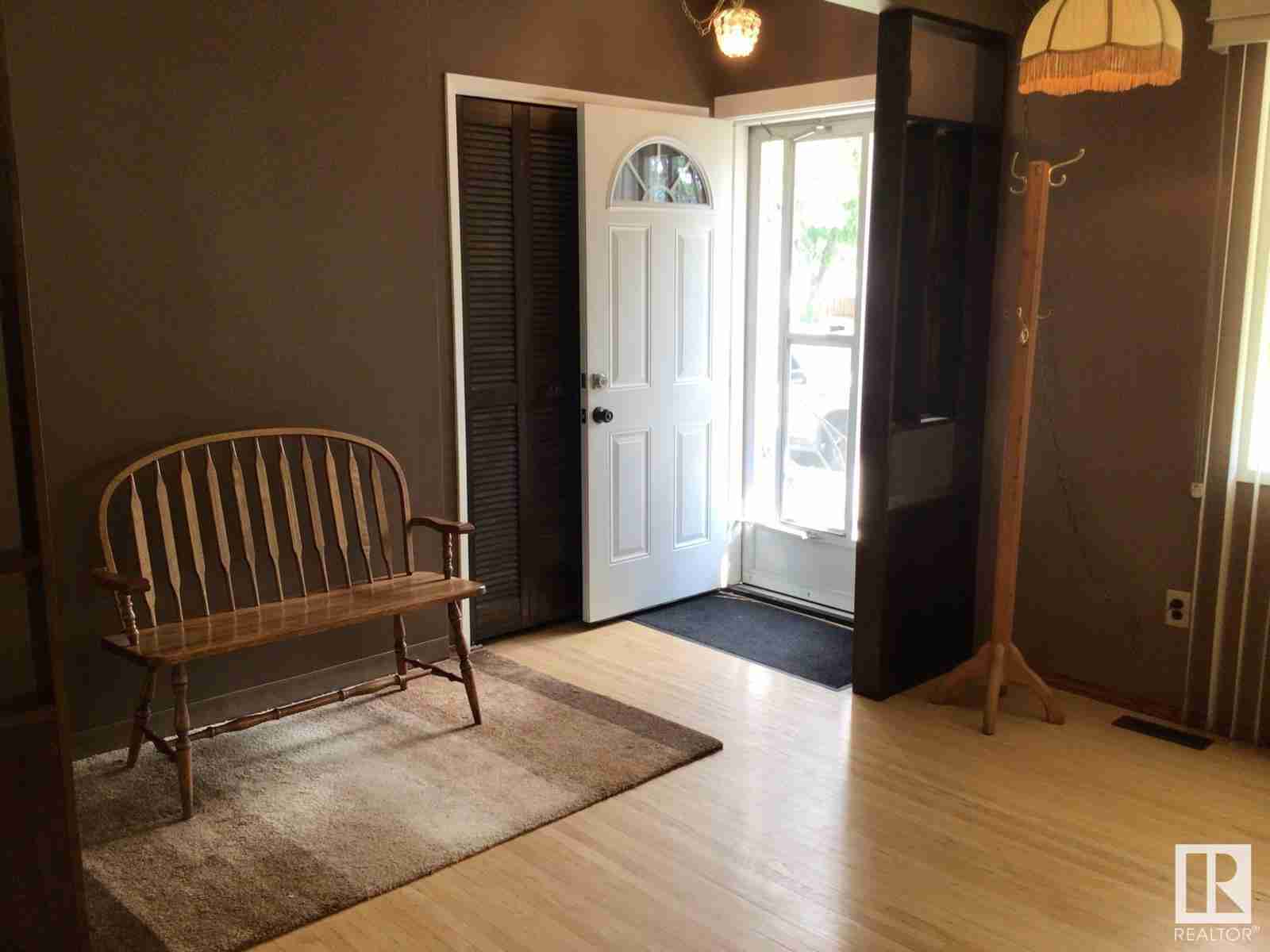5116 118 AV NW Newton