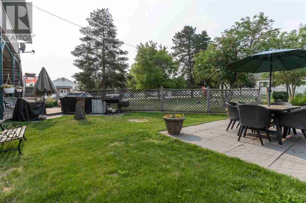215 Railway Avenue Bittern Lake