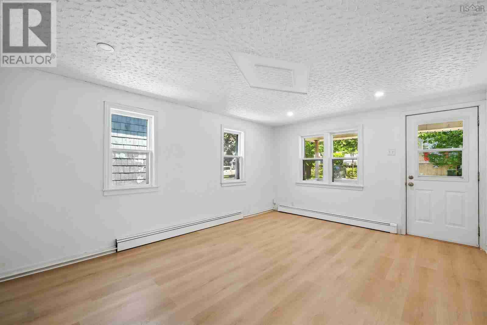 26 Franklyn Street