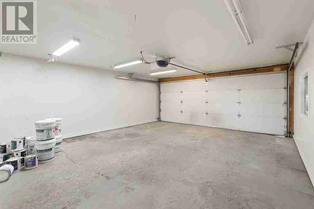 704 47 Avenue SW Elboya