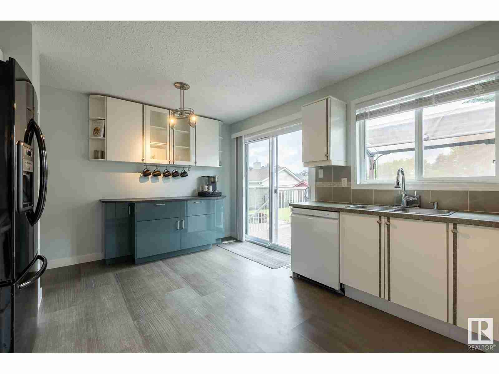 13012 32 ST NW Belmont