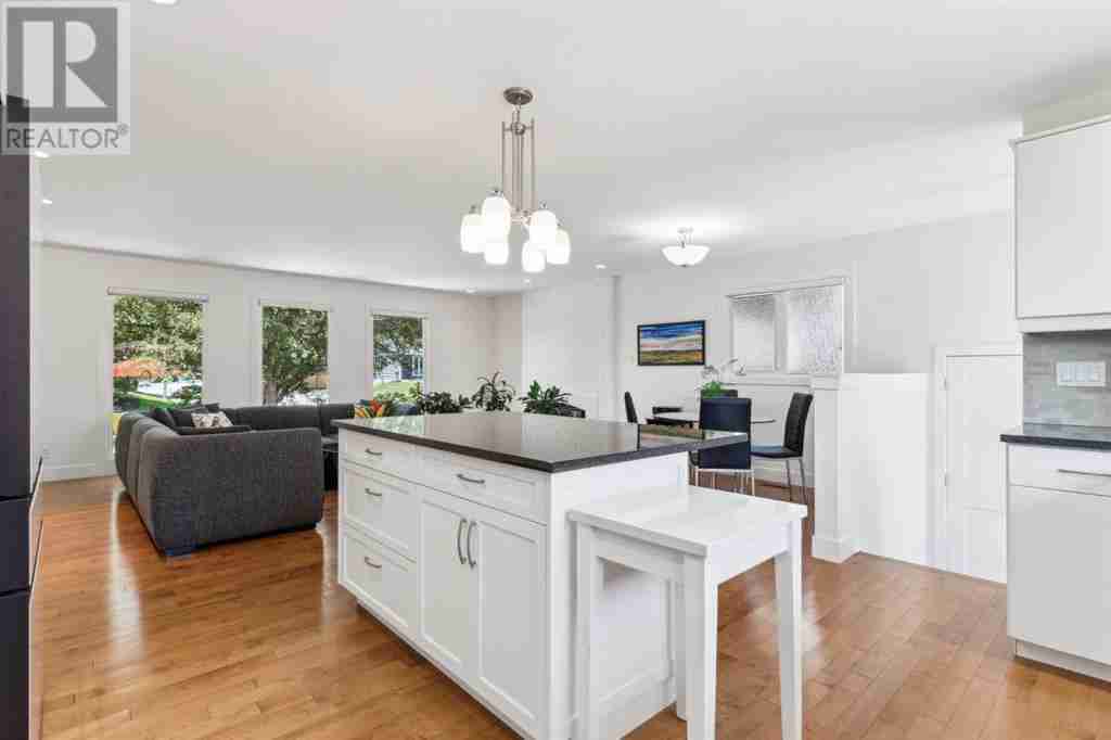 232 Parkwood Close SE Parkland