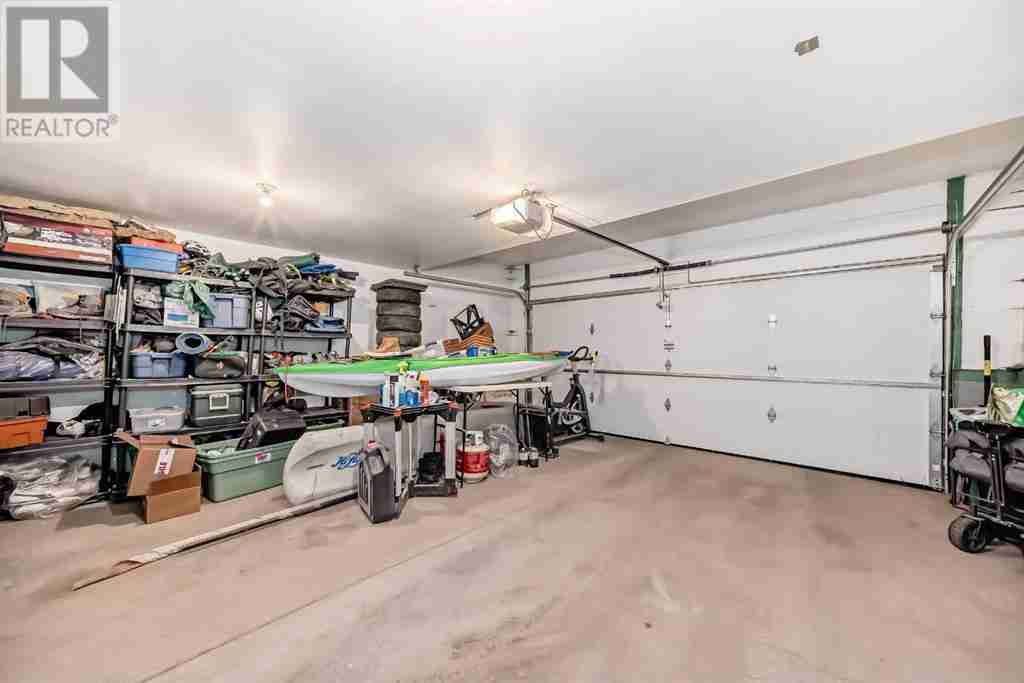12 Stradwick Rise SW Strathcona Park