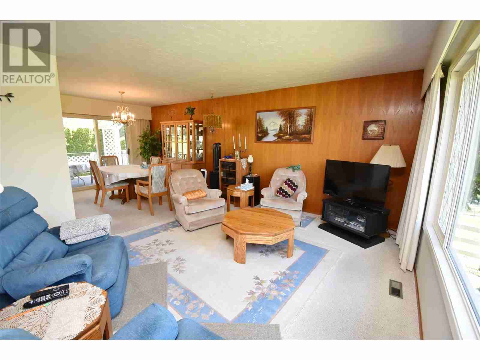 5425 Silver Star Road North BX