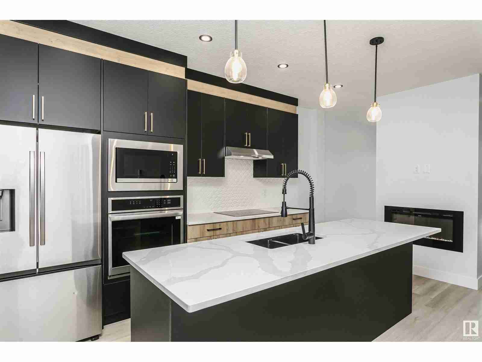10334 77 ST NW Forest Heights (Edmonton)