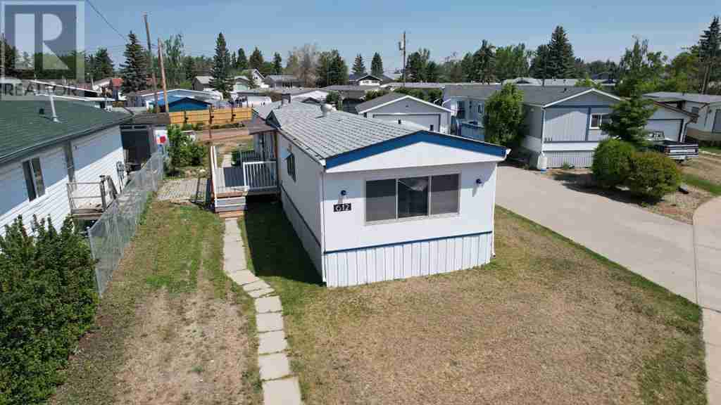 612 Acadia Crescent Hanna