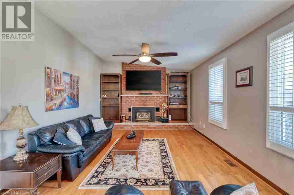 2137 CLEAVER Avenue 350 - Headon Forest