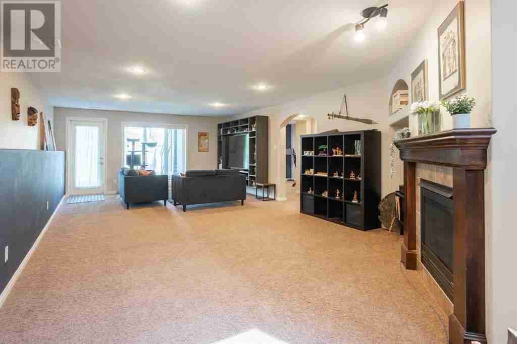 223 Mt Sunburst Place W Sunridge