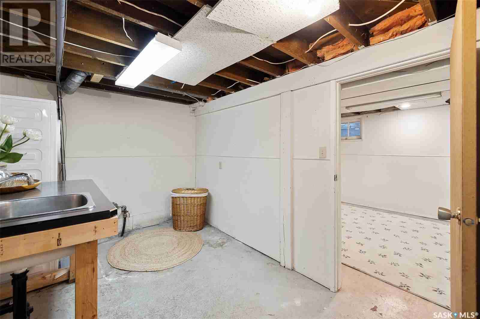838 Main STREET E Nutana