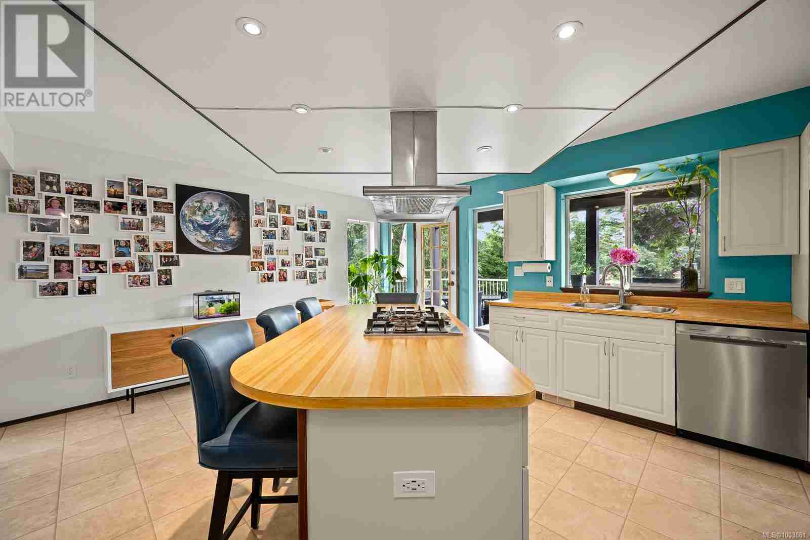 3846 Asman Turn Rd Campbell River South