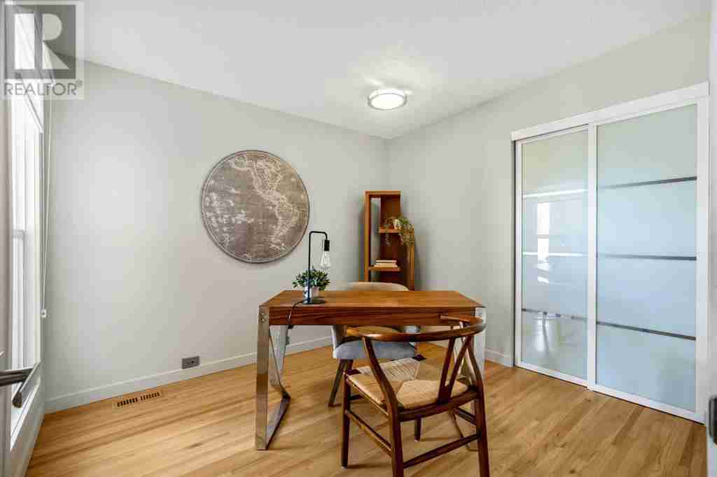 5312 37 Street SW Lakeview