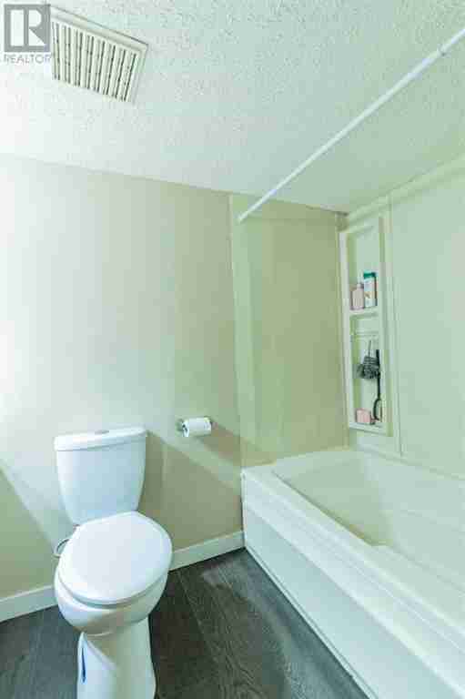 143 Castlegrove Road NE Castleridge