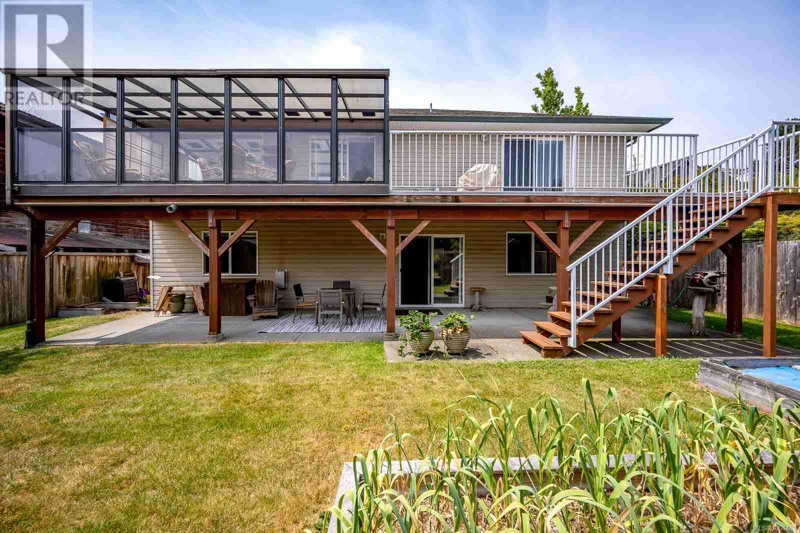 296 Gladstone St Comox (Town of)
