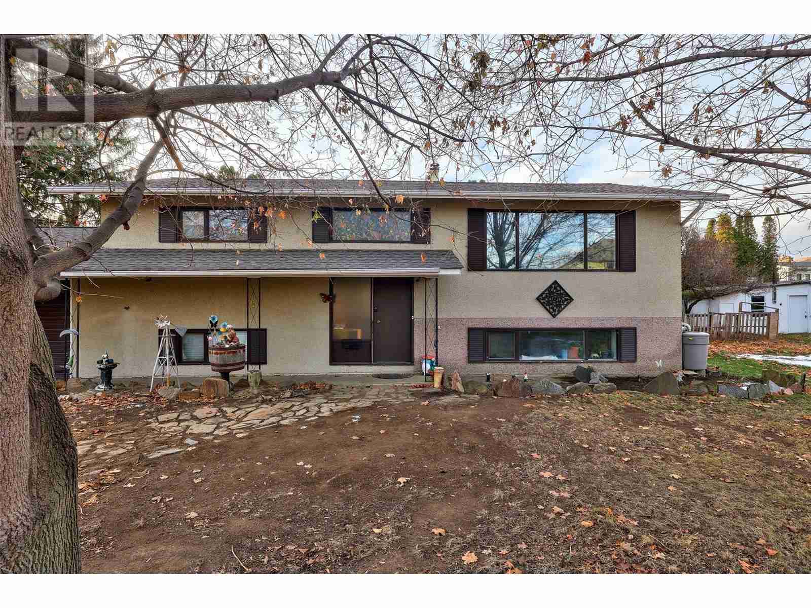 520 Singh Street Brocklehurst