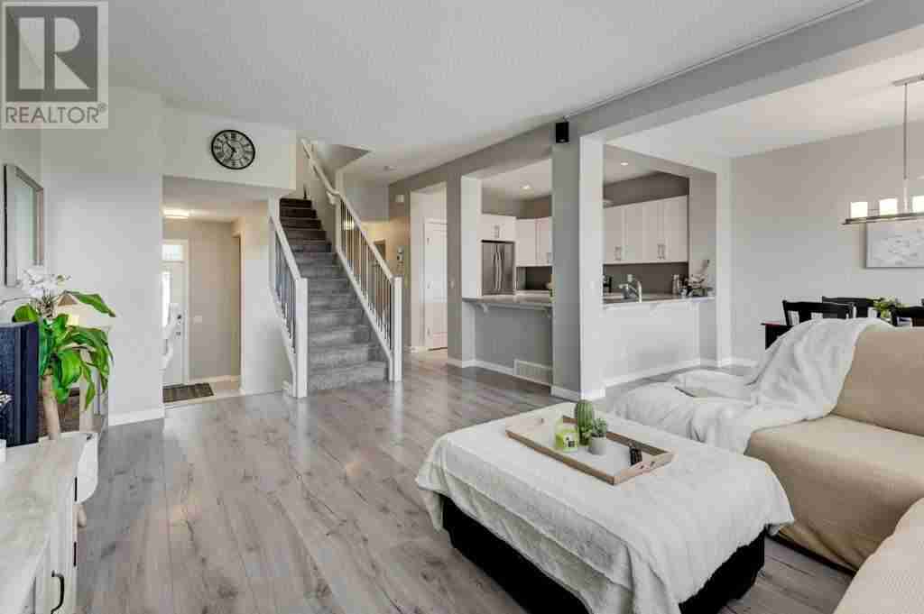127 Legacy Reach Manor SE Legacy