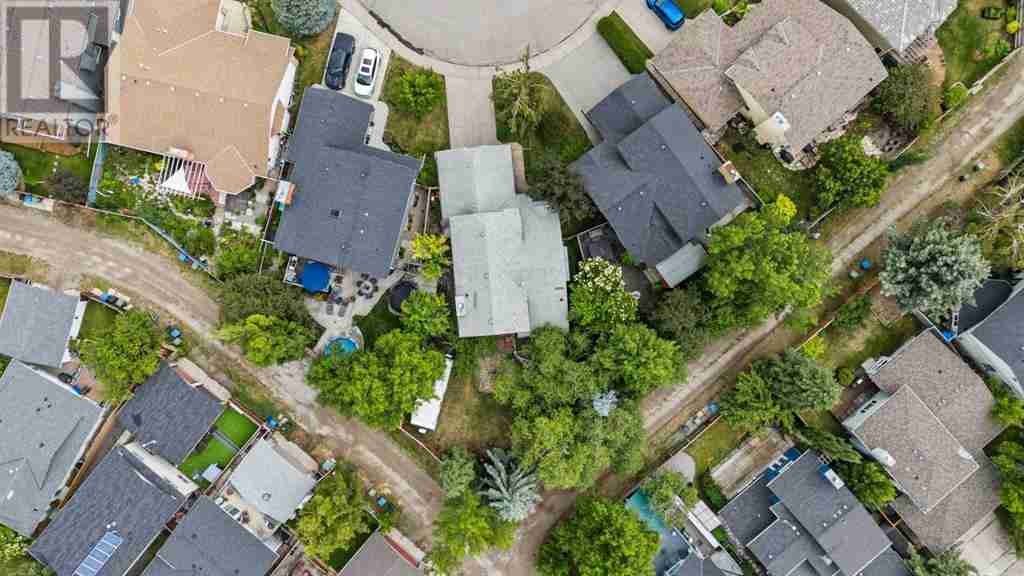 256 Sunmount Bay SE Sundance