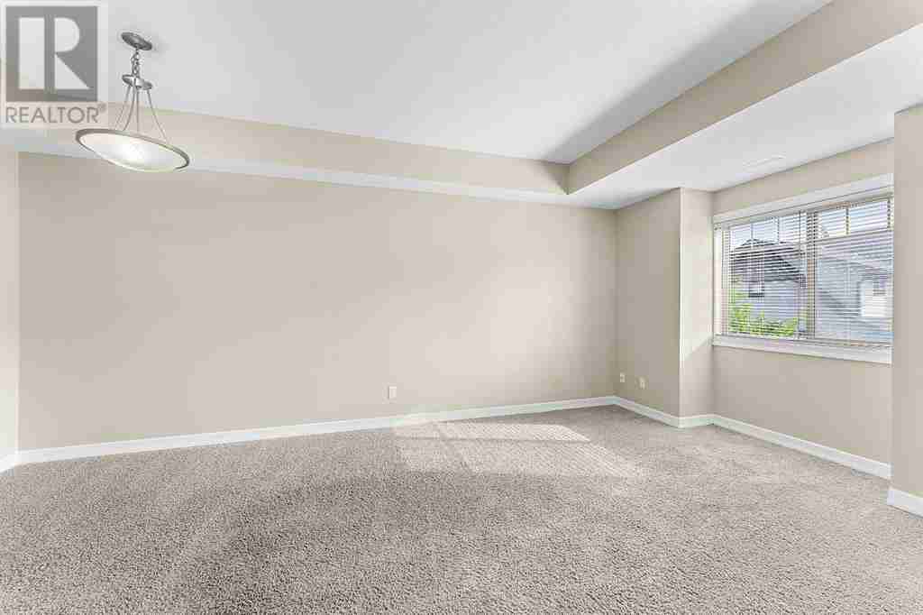 816, 121 Copperpond Common SE Copperfield