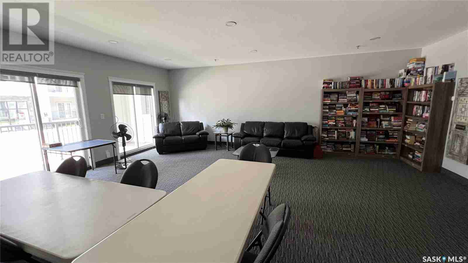 314 363 Nelson ROAD University Heights