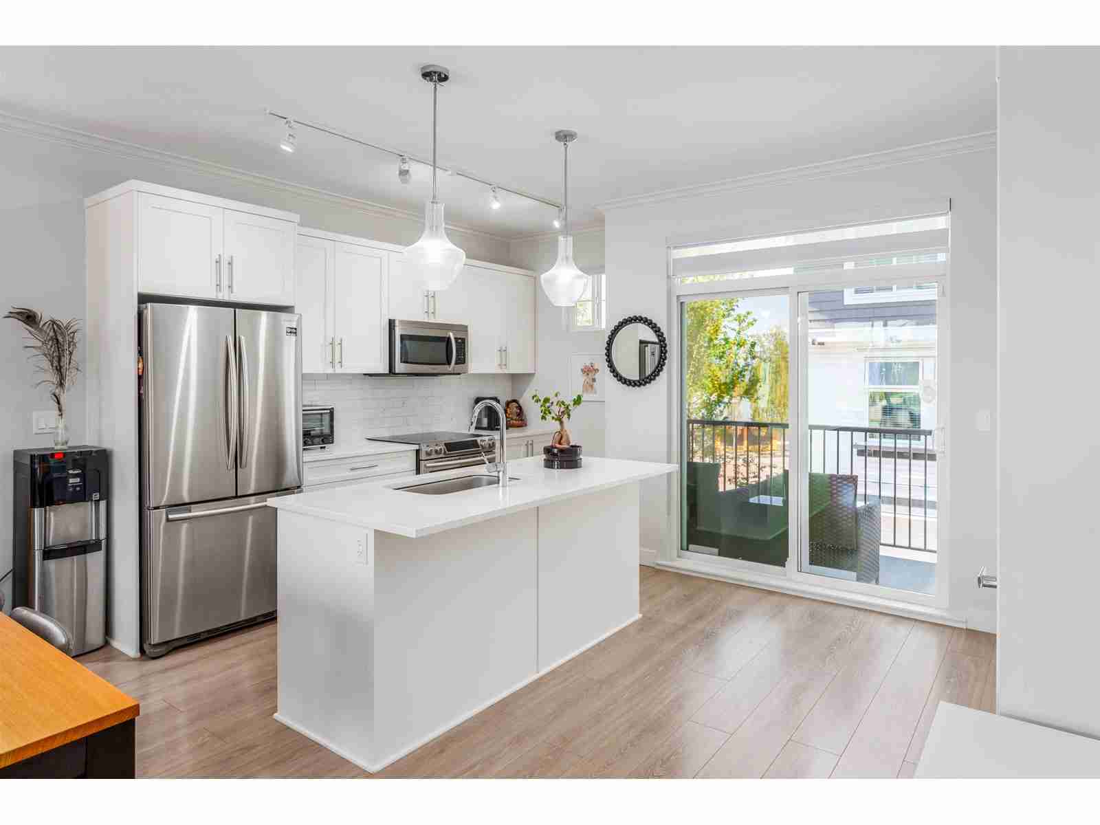 107 6030 142 STREET