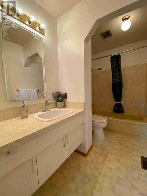 1015 Lysander Drive SE Ogden