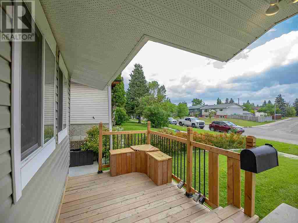 477 72 Avenue NE Huntington Hills
