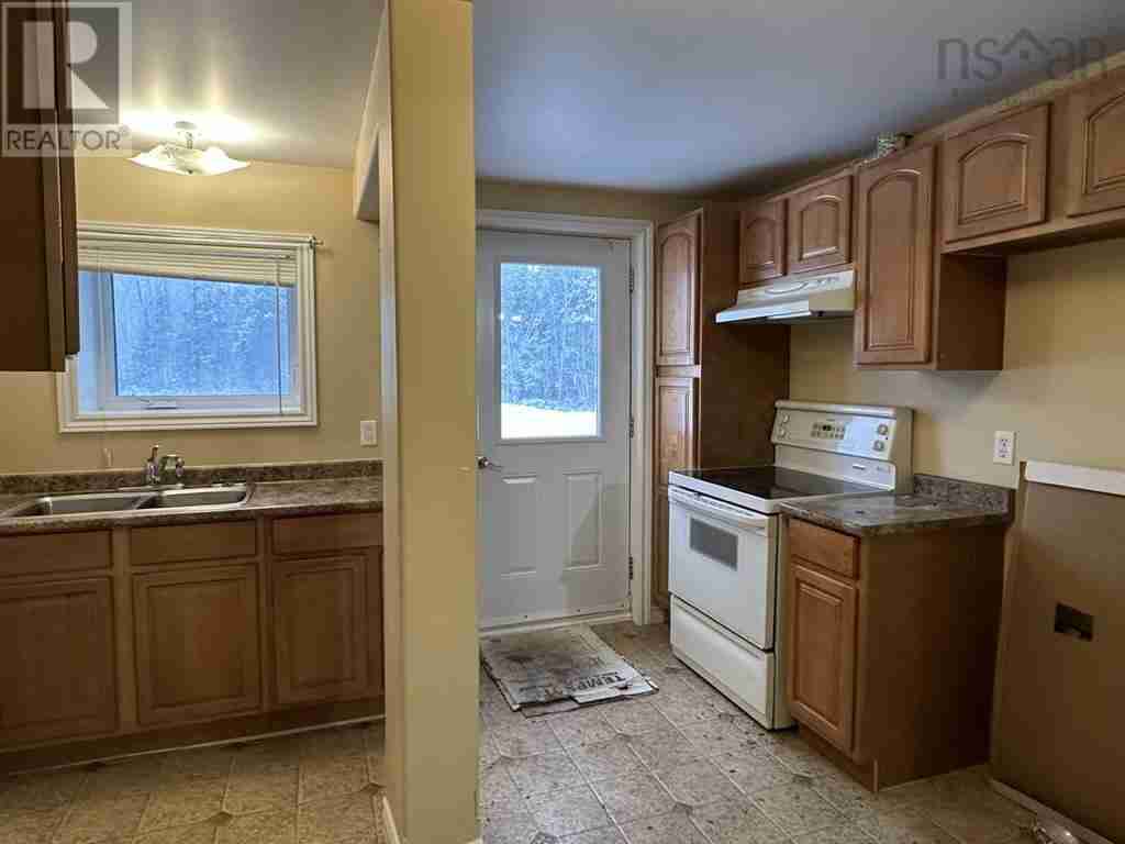 29 Narrows Road-56;