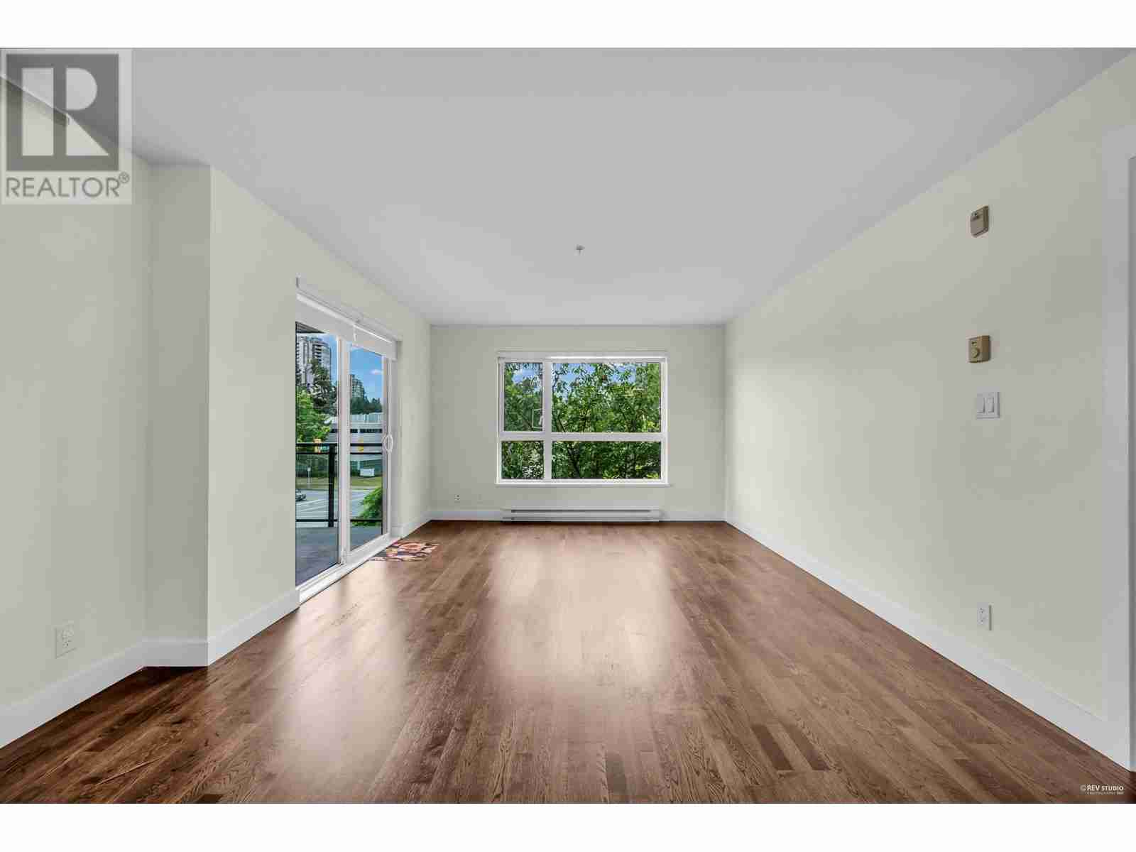 212 7058 14TH AVENUE