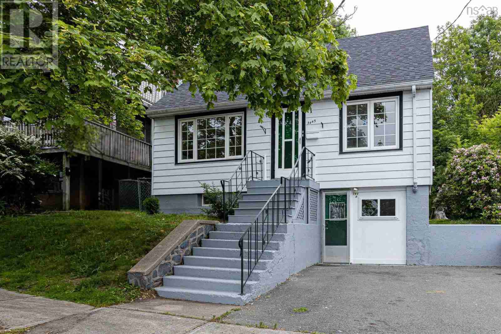 3443 - 3445 Stanbury Street-128;