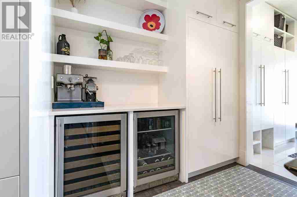 2008 55 Avenue SW North Glenmore Park