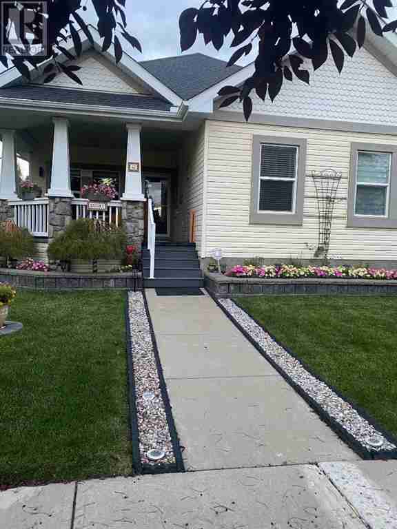 42 Inverness Close SE McKenzie Towne