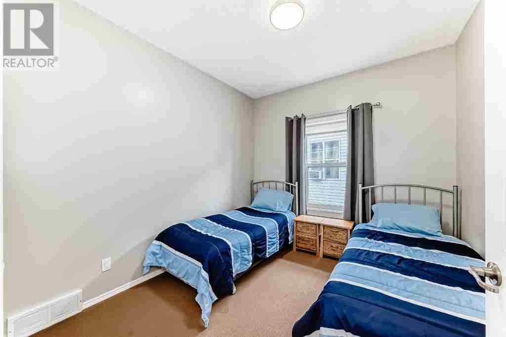 42 Inverness Close SE McKenzie Towne