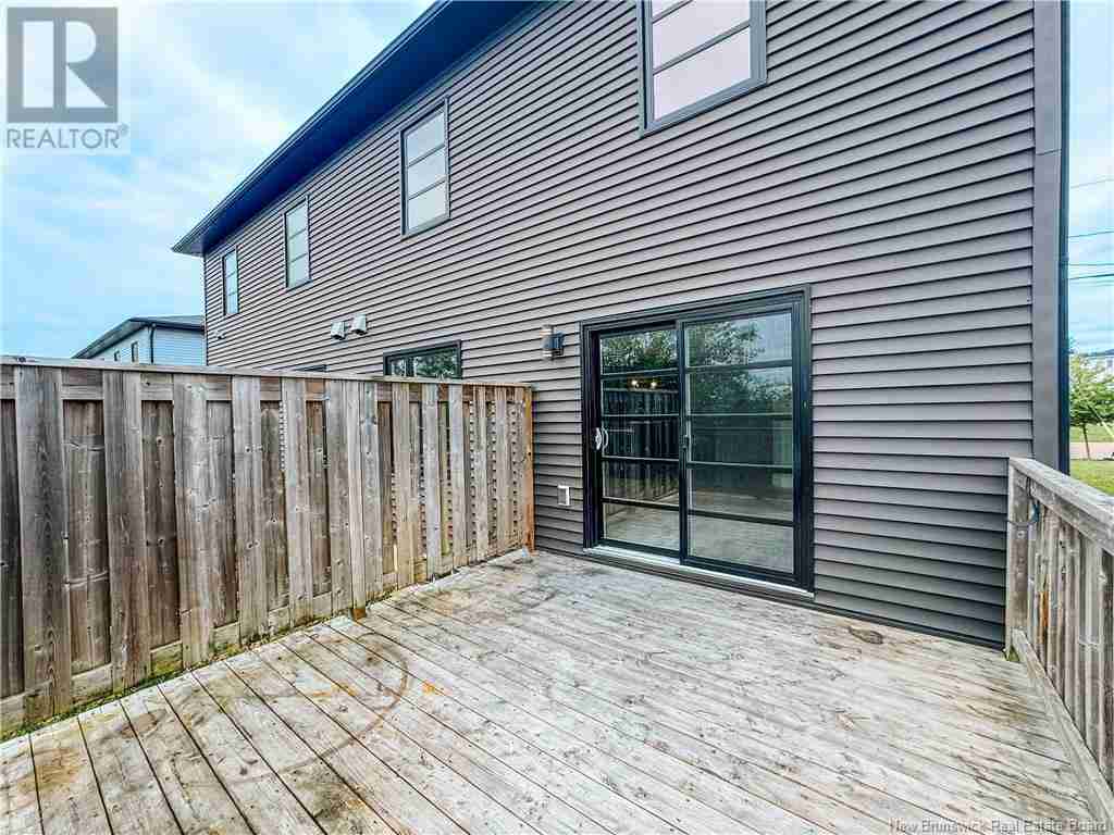 58 Francfort Crescent