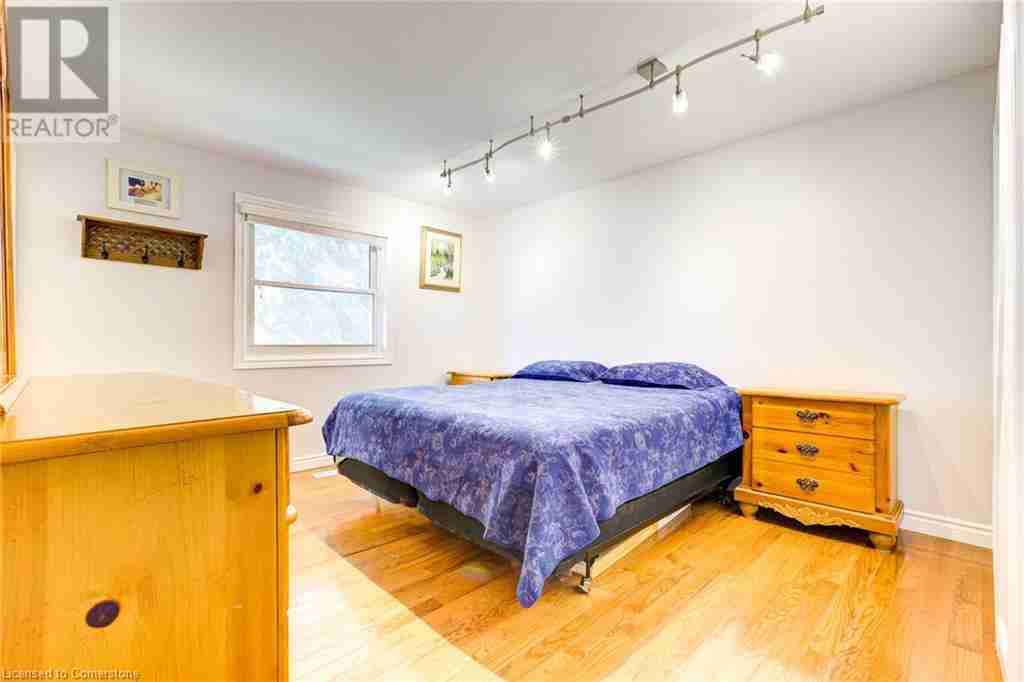 10 GLEN ABBEY Court Woodstock - South