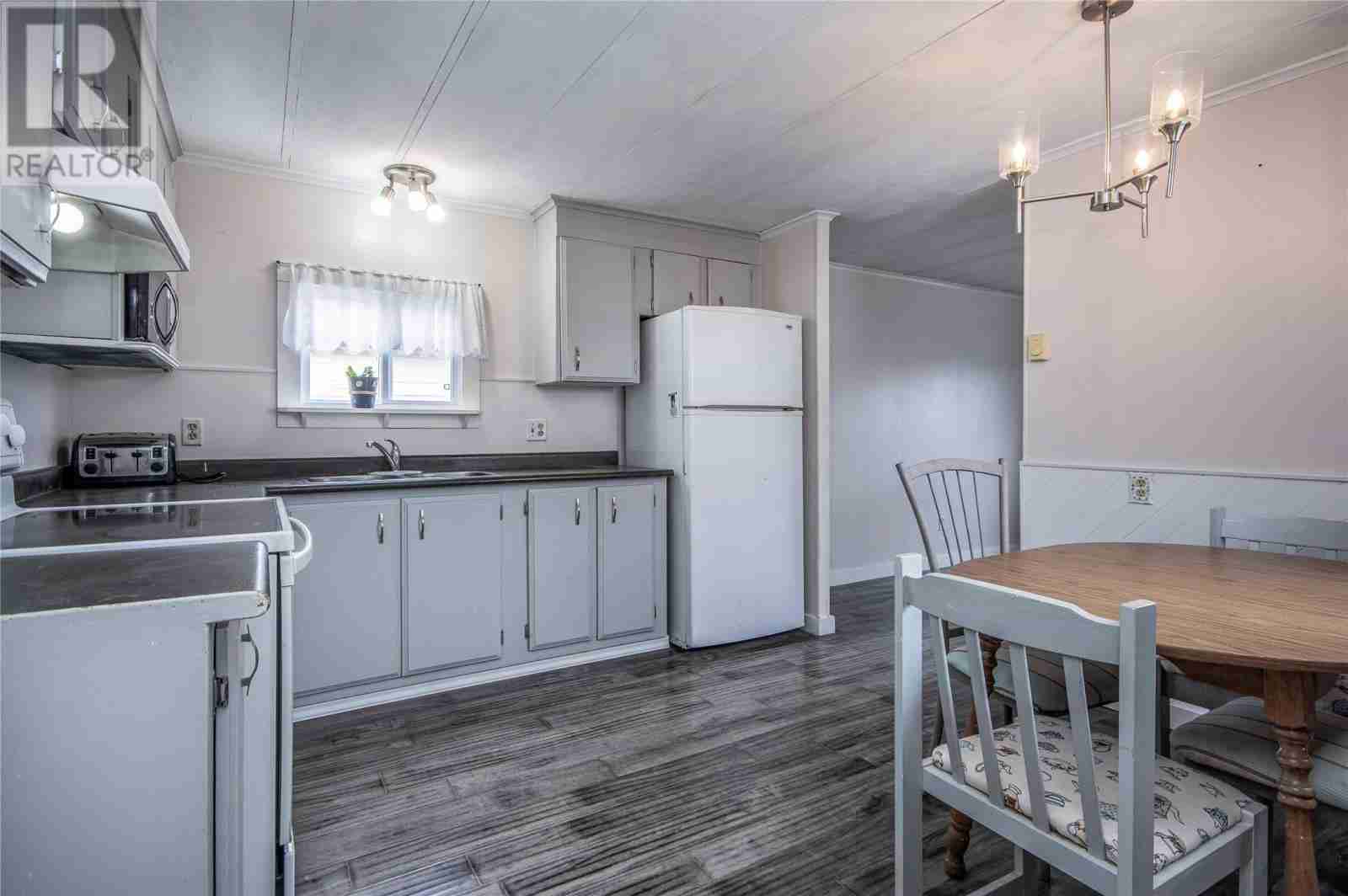 85 Hussey Drive