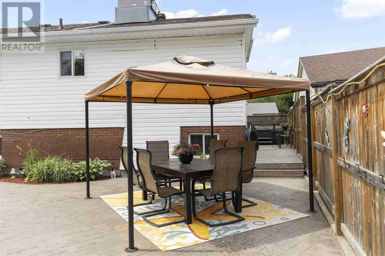 40 Taskar DR
