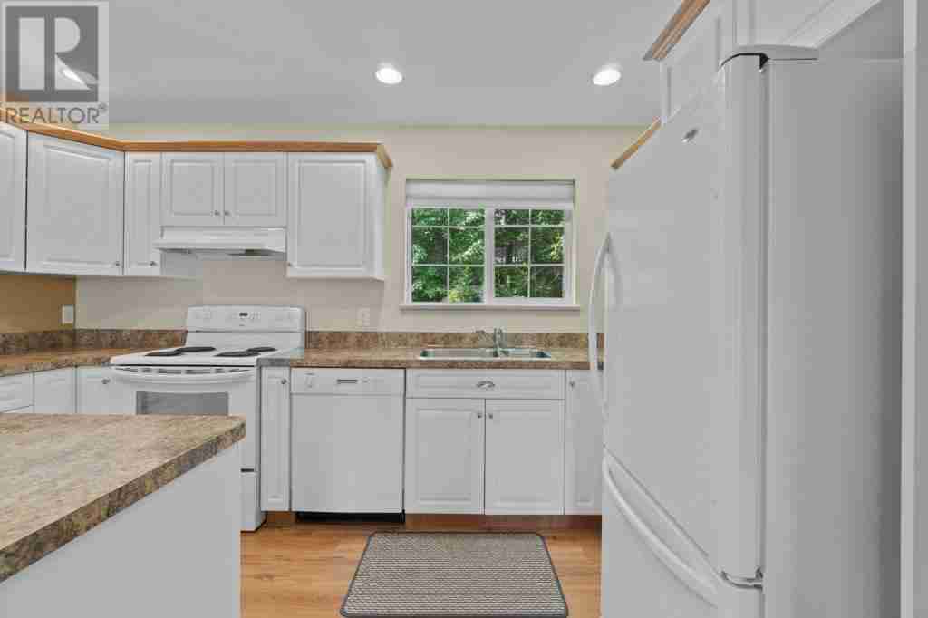 3800 60 Street NW NW Salmon Arm