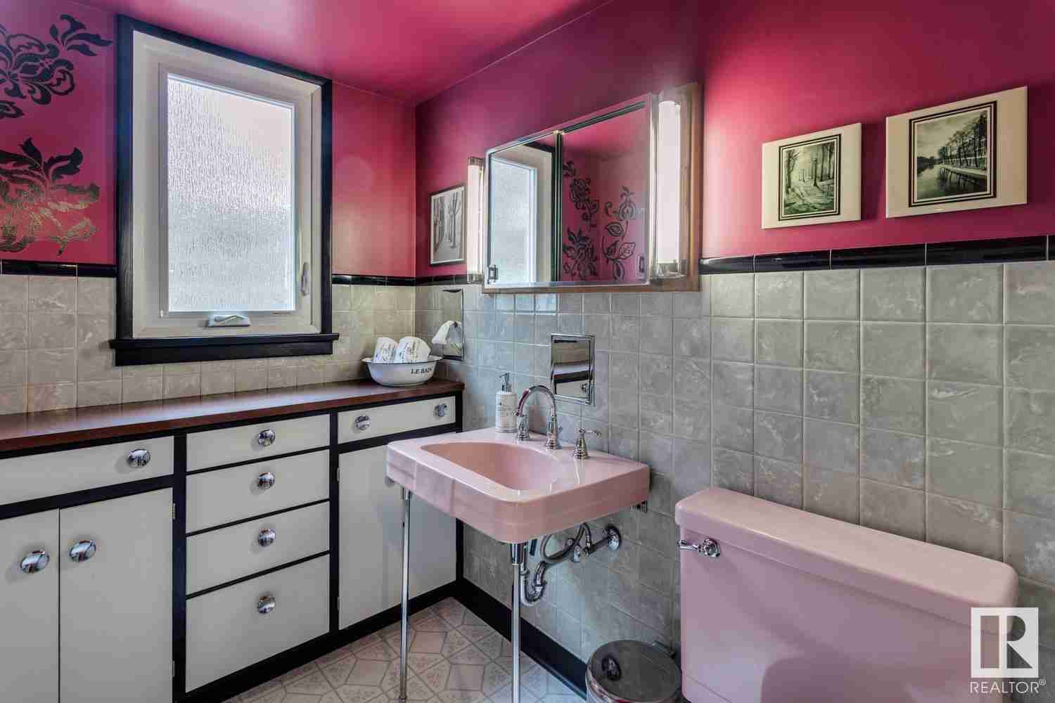 11335 54 ST NW Highlands (Edmonton)
