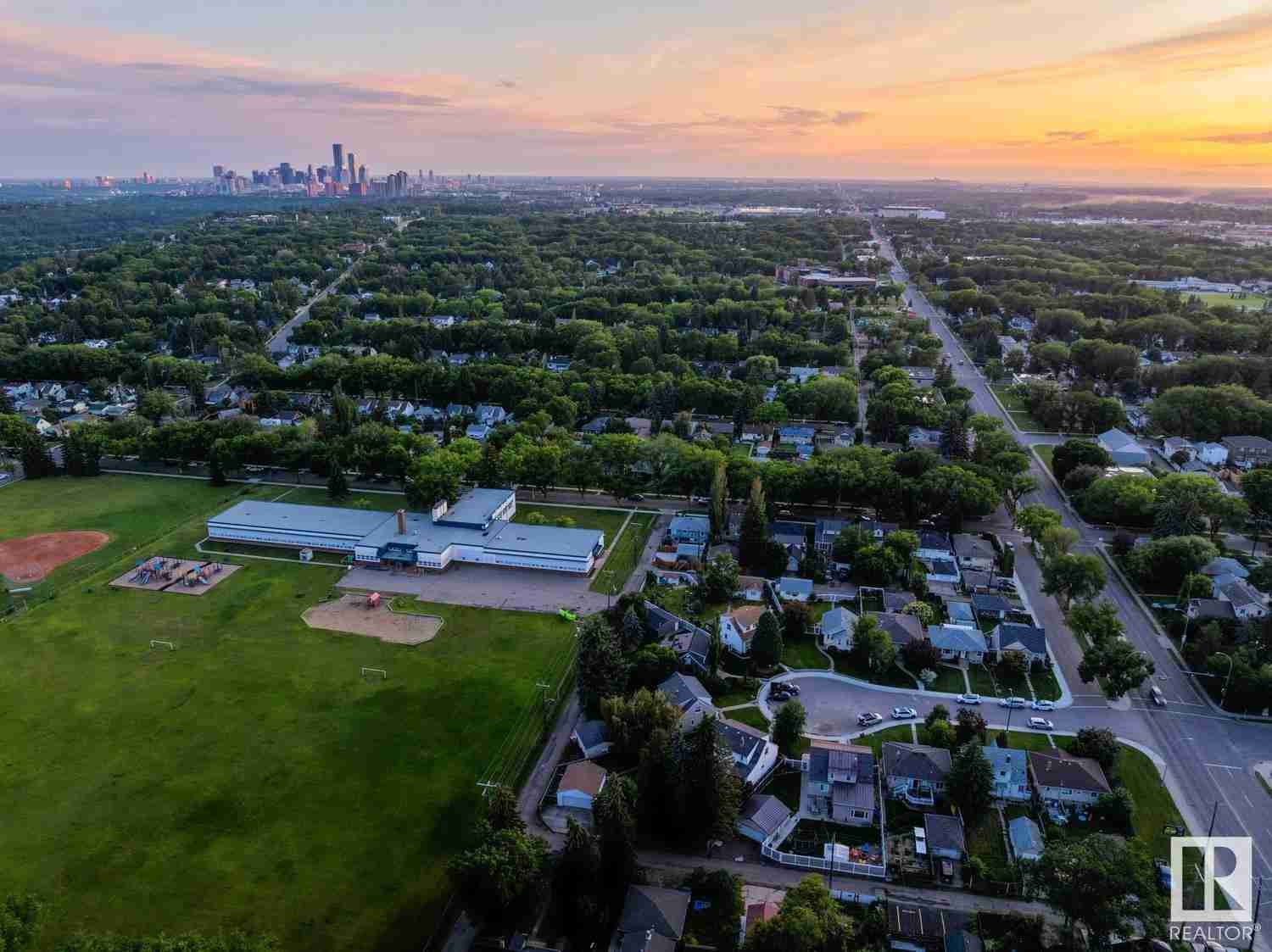 11335 54 ST NW Highlands (Edmonton)