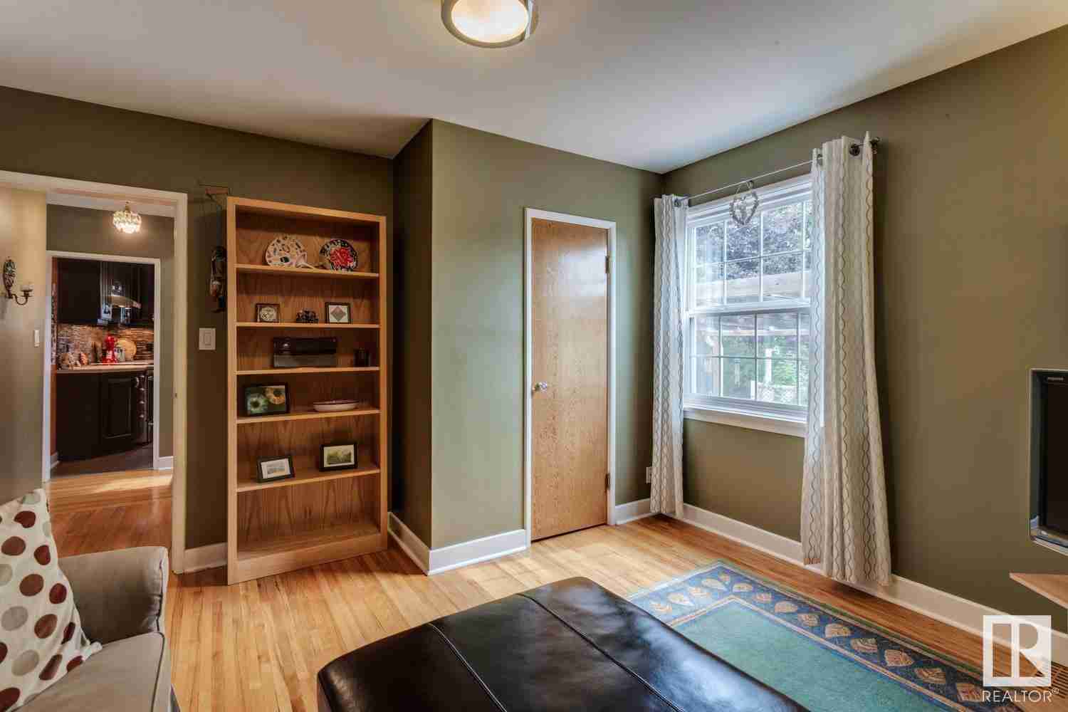 11335 54 ST NW Highlands (Edmonton)