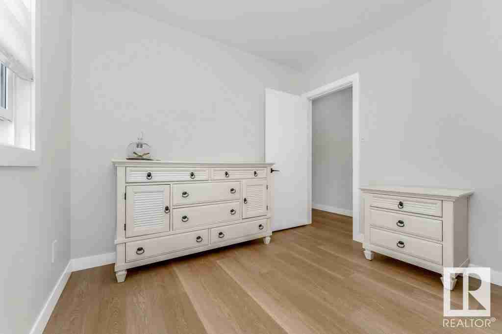 12244 135 ST NW Dovercourt
