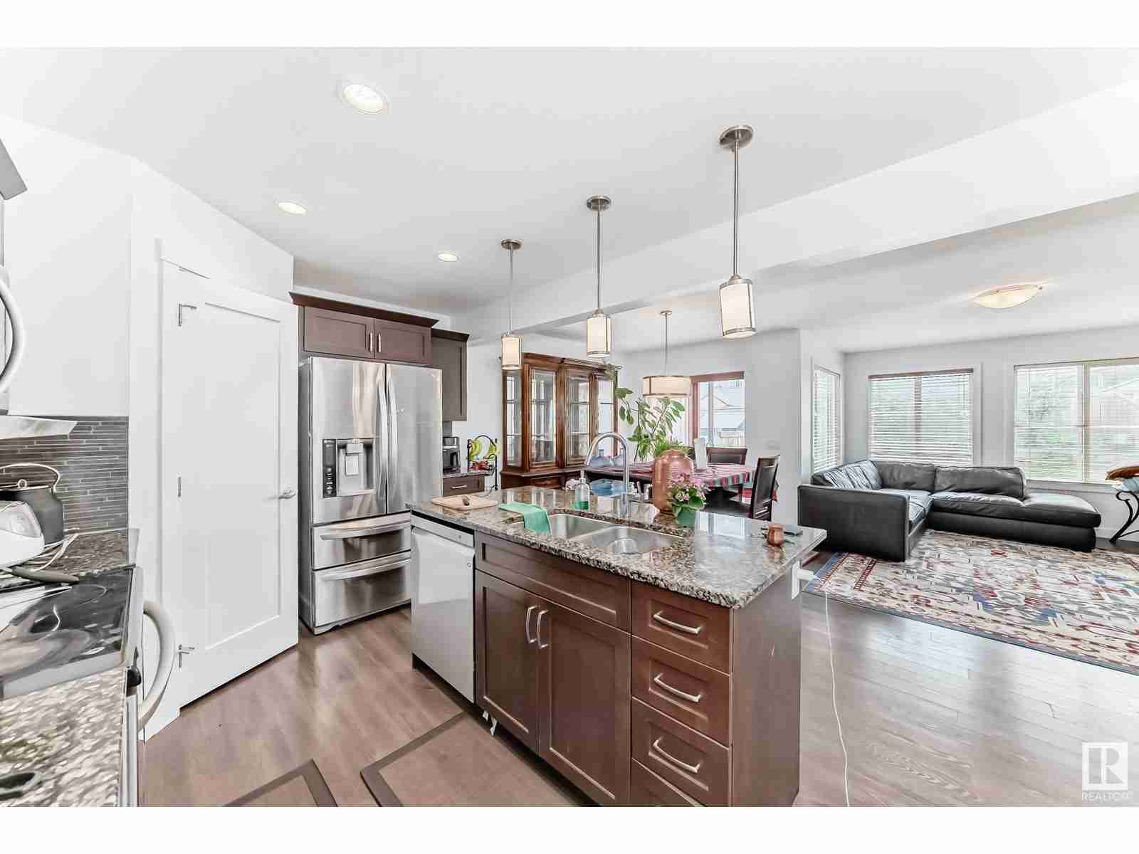 20315 43 AV NW Edgemont (Edmonton)