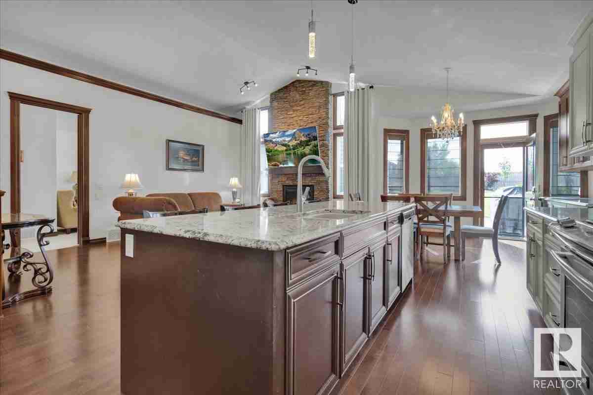 66 GREENFIELD WD South Fort