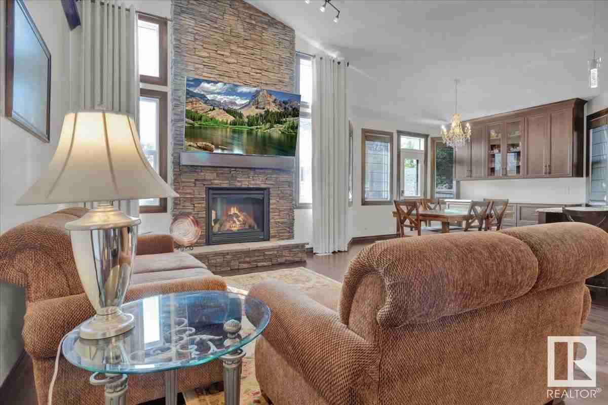66 GREENFIELD WD South Fort