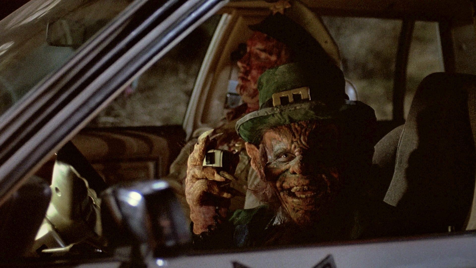 Watch Leprechaun (1993)