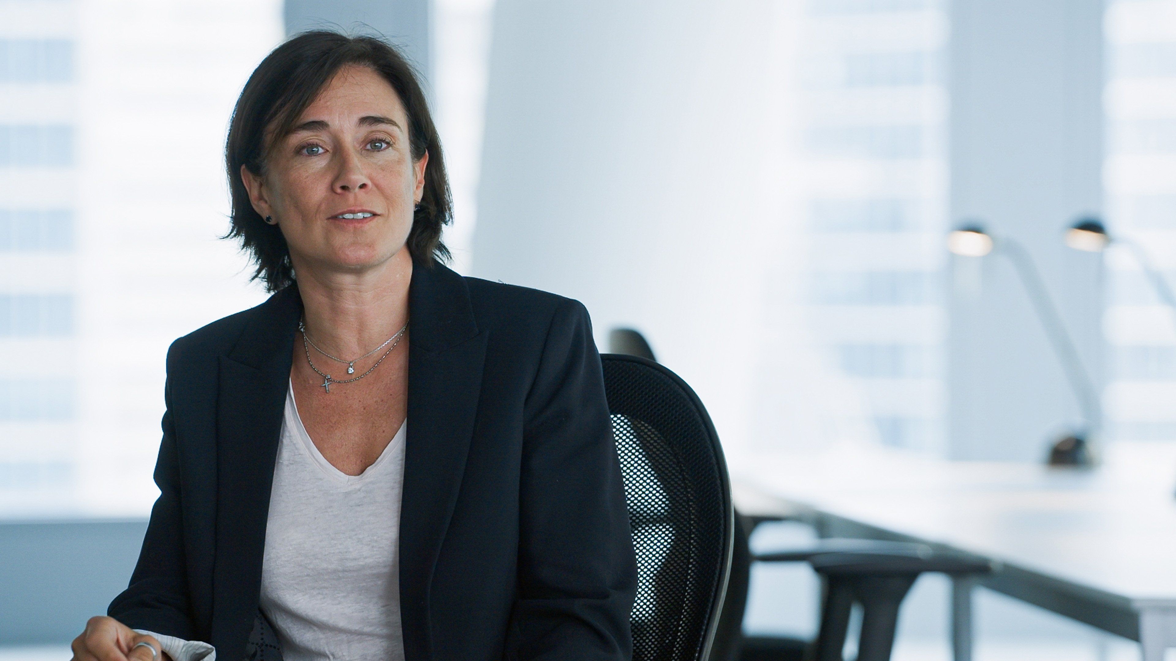Watch Breaking the bank : One trader, 50 billion Season 1 Episode 2