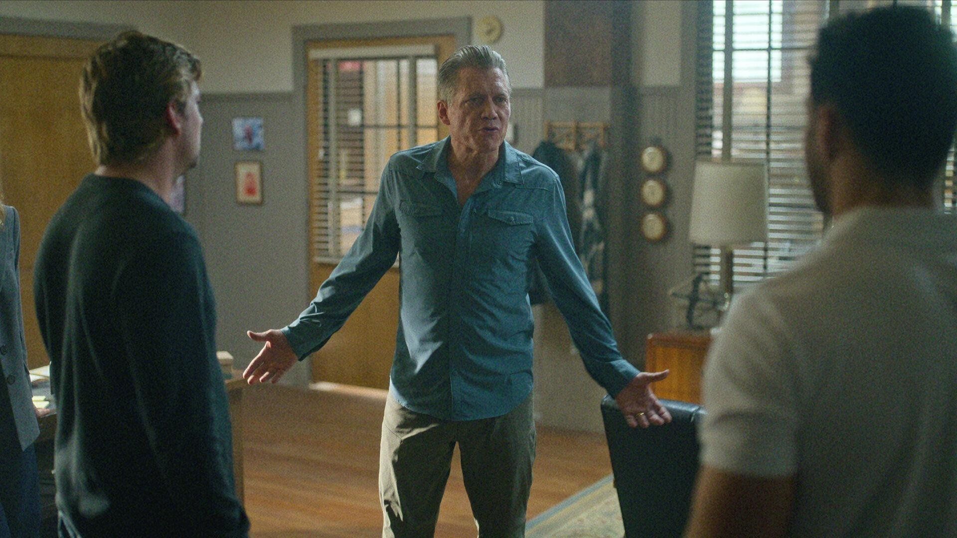 Watch The Waterfront Season 1 Episode 8